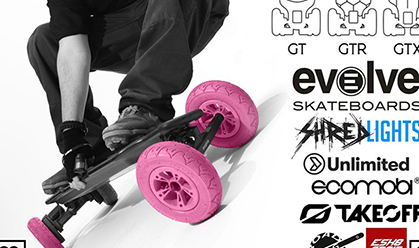 Ecomobl european warehouse sponsors first E-skate race in Barcelona (Spain)