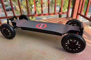 ECOMOBL M24 electric skateboard