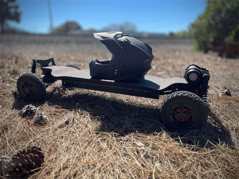 offer fastest, all-terrain electric skateboards with super slim design