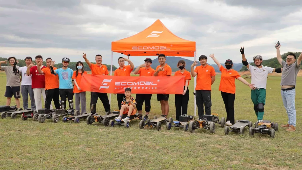 ecomobl team group picture